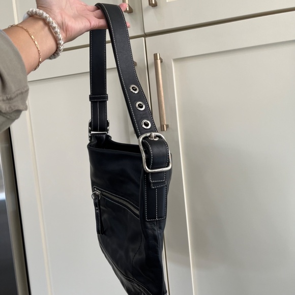 Coach Leather Shoulder or Cross Body Purse Adjustable Strap with Silver Hardware - Picture 4 of 10